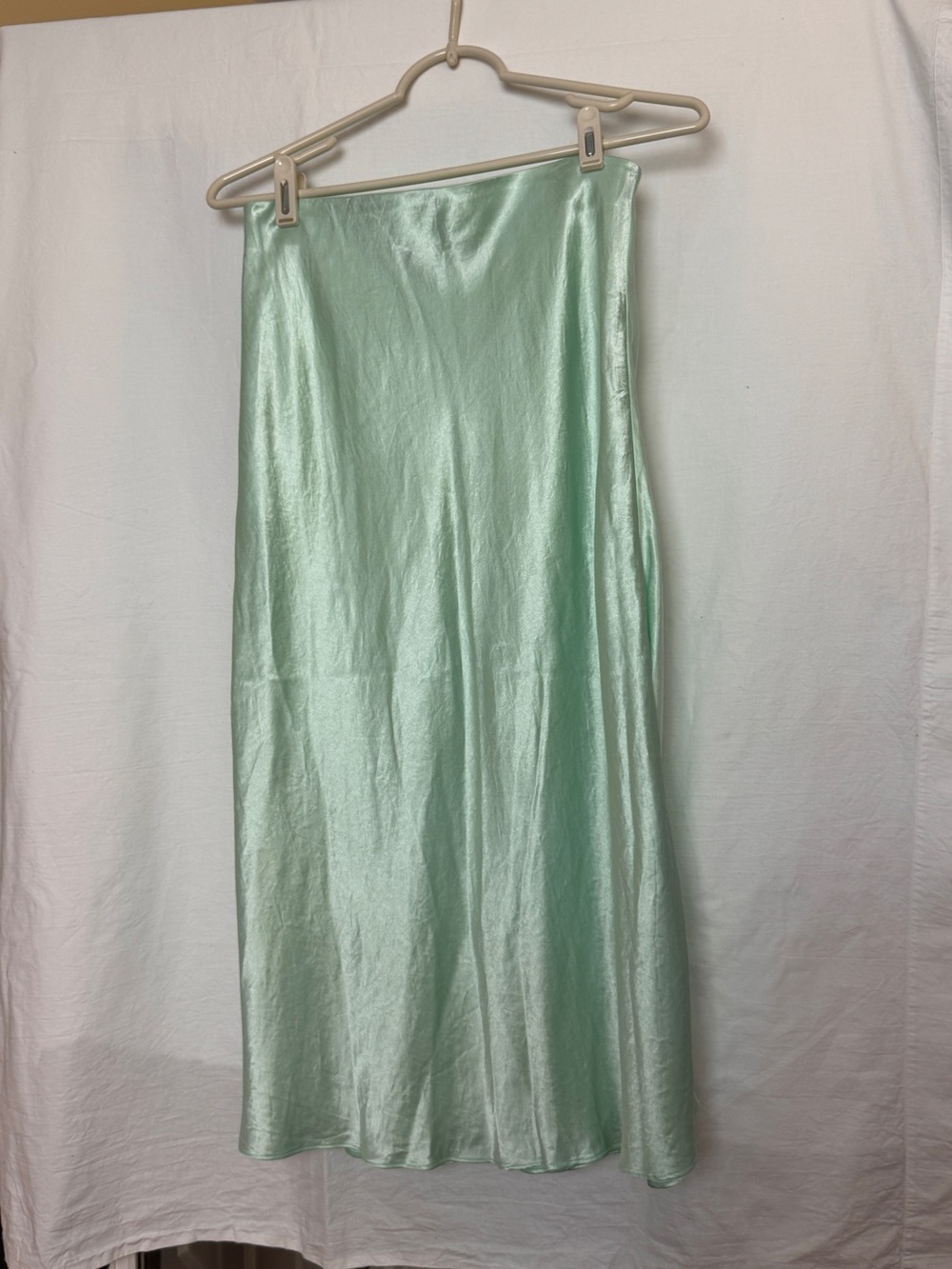 Babaton by Aritzia Mint Green Satin Slip Midi Skirt | Size 6 | 100% Acetate - Picture 1 of 6